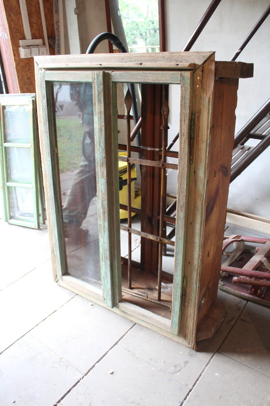 2 x starodávne okno z mrežou - 9