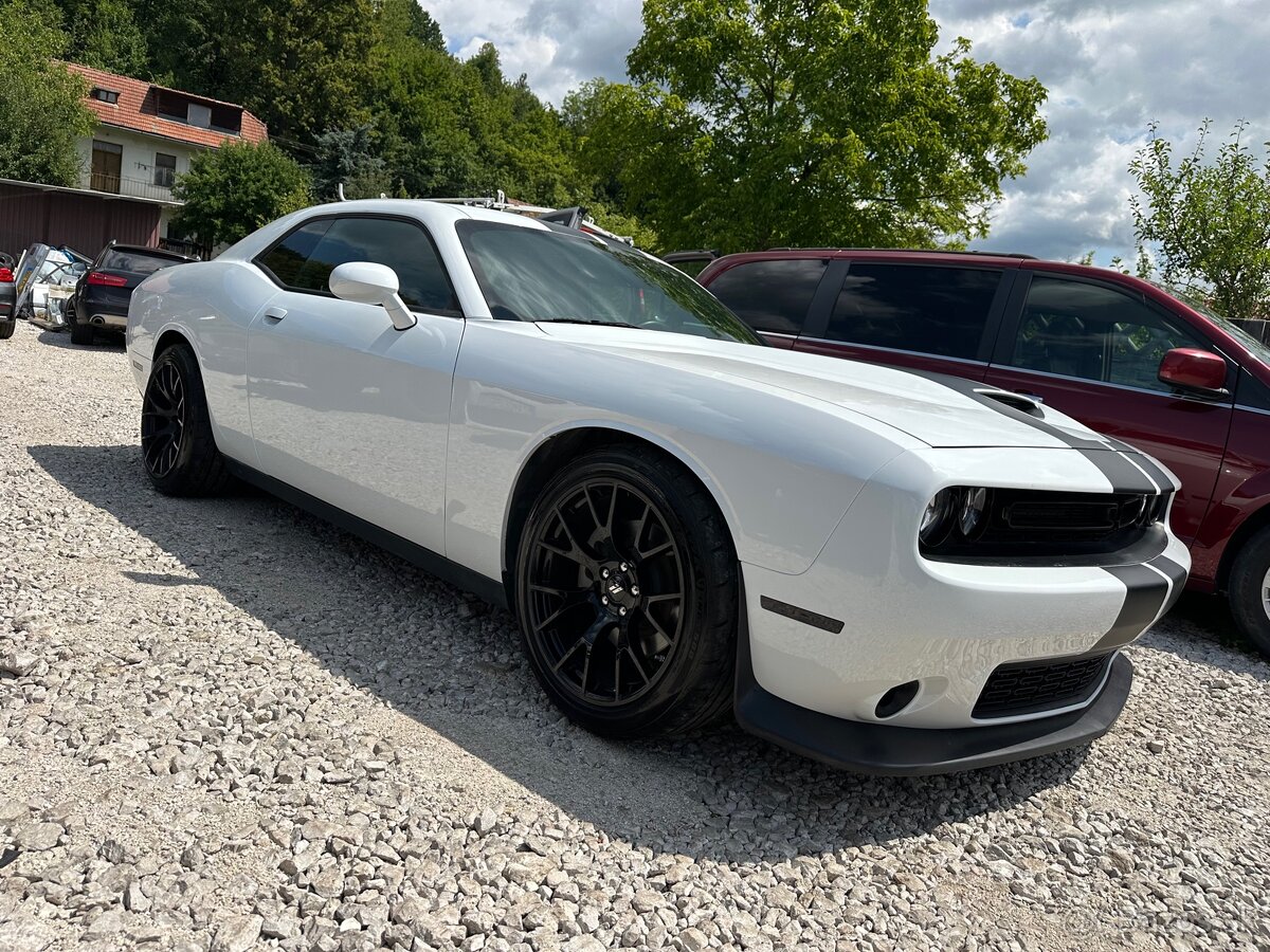 2023 Dodge Challenger 5,7 V8 Automat 30000km - 9