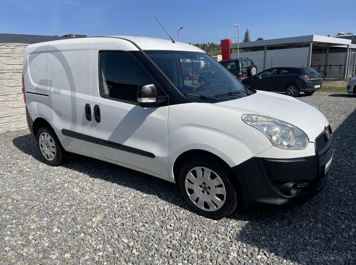 Fiat Dobló cargo 2.0 MULTIJET 16V 133PS SERVIS - 9