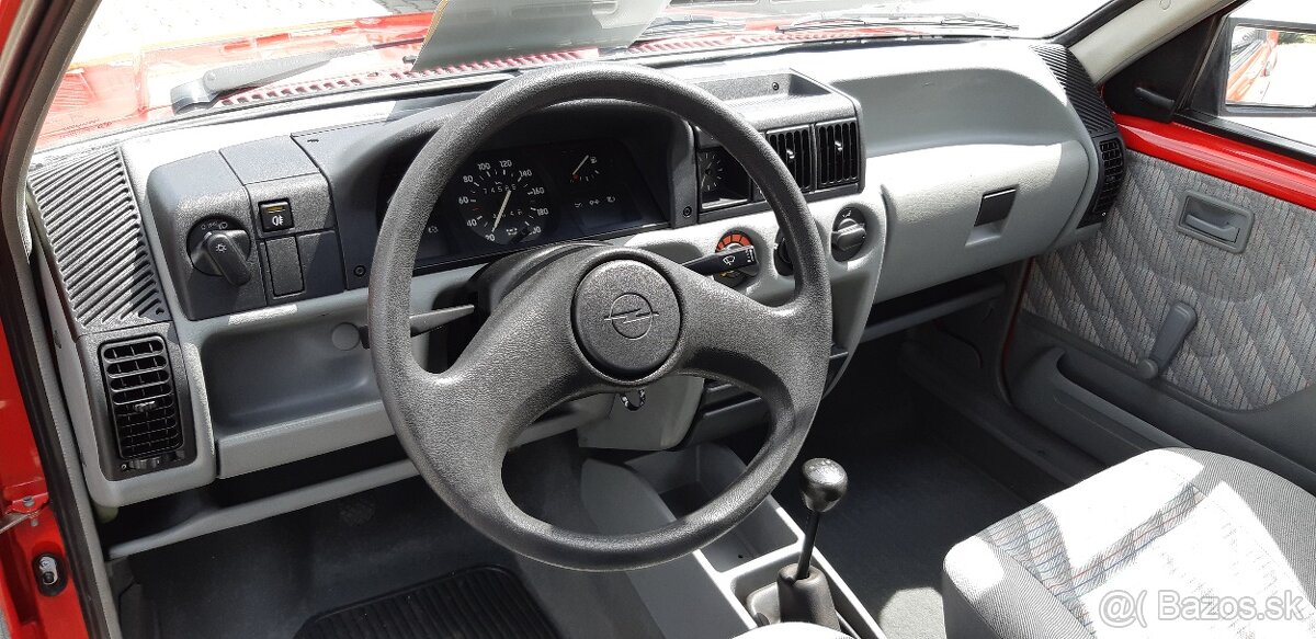 Opel corsa 1,4 swing 77000km - 9