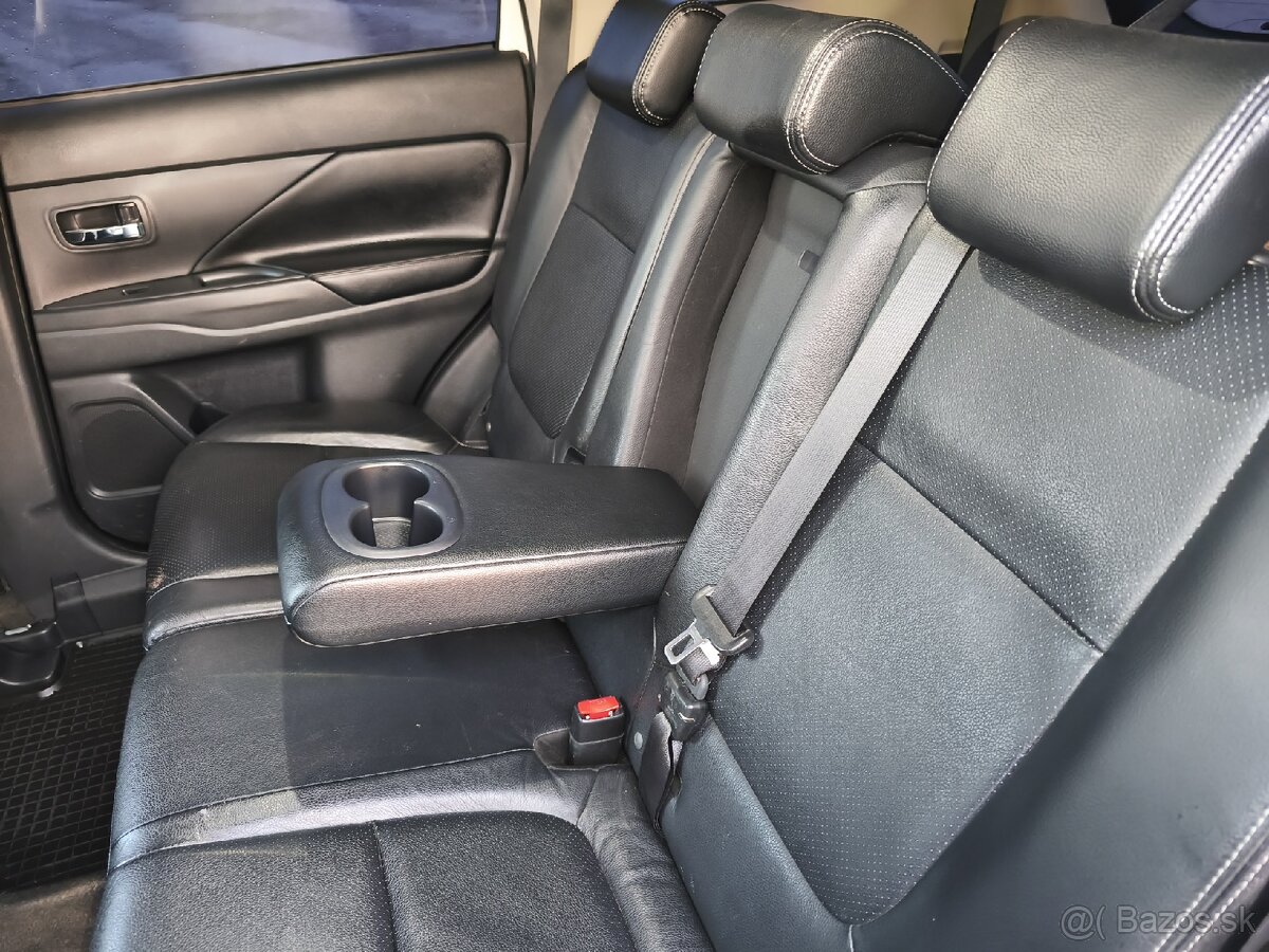 Predám Mitsubishi Outlander III - 9