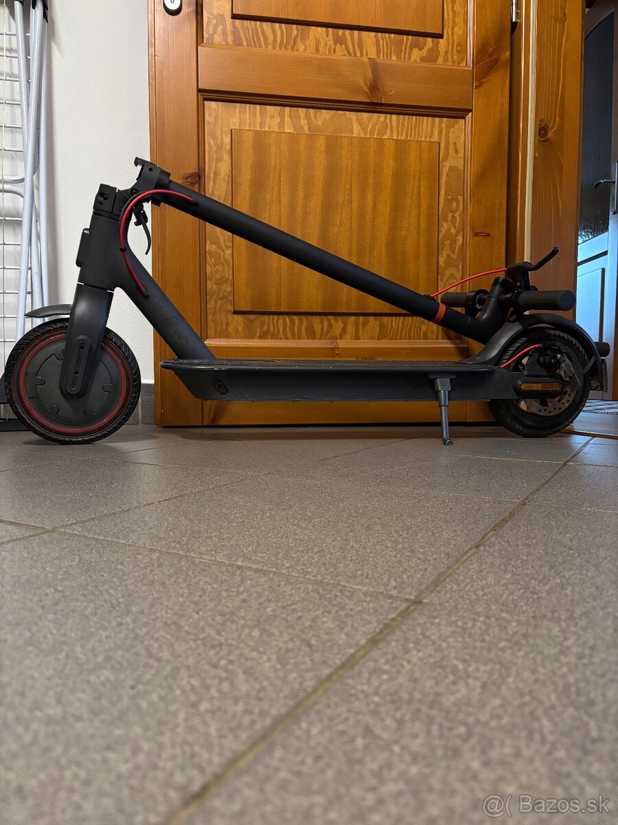 Elektricka kolobežka Xiaomi Mi Electric Scooter Pro 2 - 9