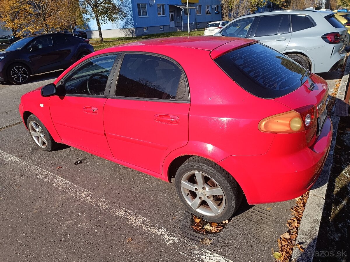 Chevrolet Lacetti - 9