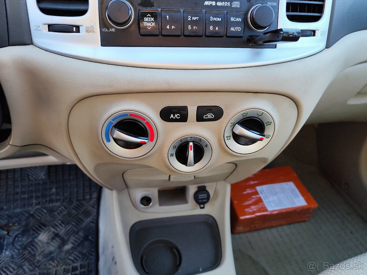 Hyundai Accent 1.5 CRDi SK - 9