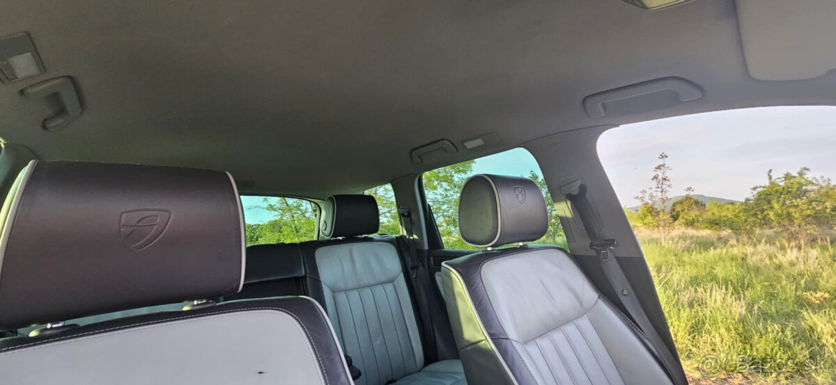 VW Touareg 3.0 TDI INDIVIDUAL 176 kW - 9