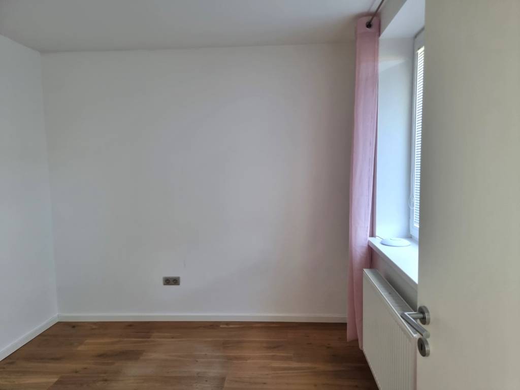 PREDAJ - 3 izbový dom v centre mesta, Nitra - 9