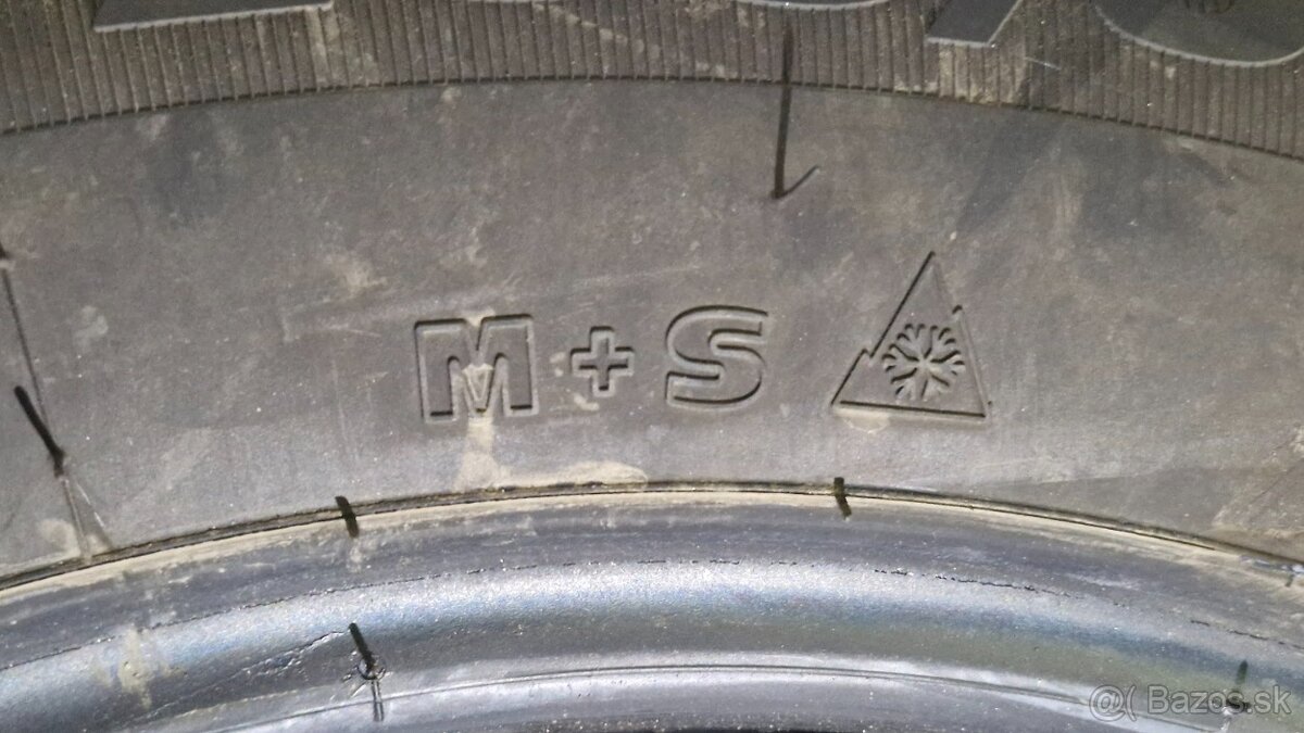 Predám zimné pneumatiky Kormoran 235/60 R18 107V - 9