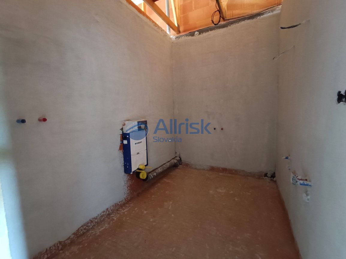 Moderný 3. izb byt s pozemkom na Red Oak Village - Marhuľová - 9