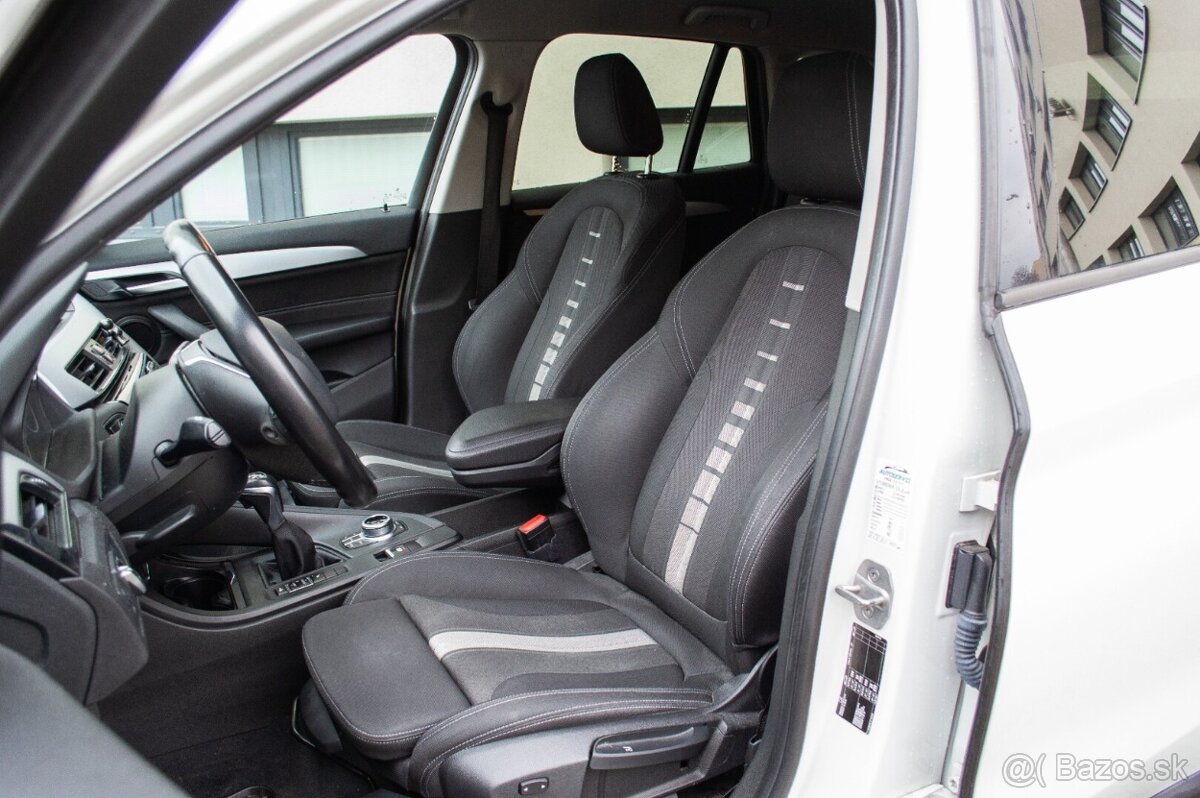 BMW X1 sDrive 18i Advantage A/T - 9