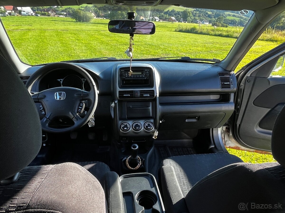Honda CR-V 2.0i - 9