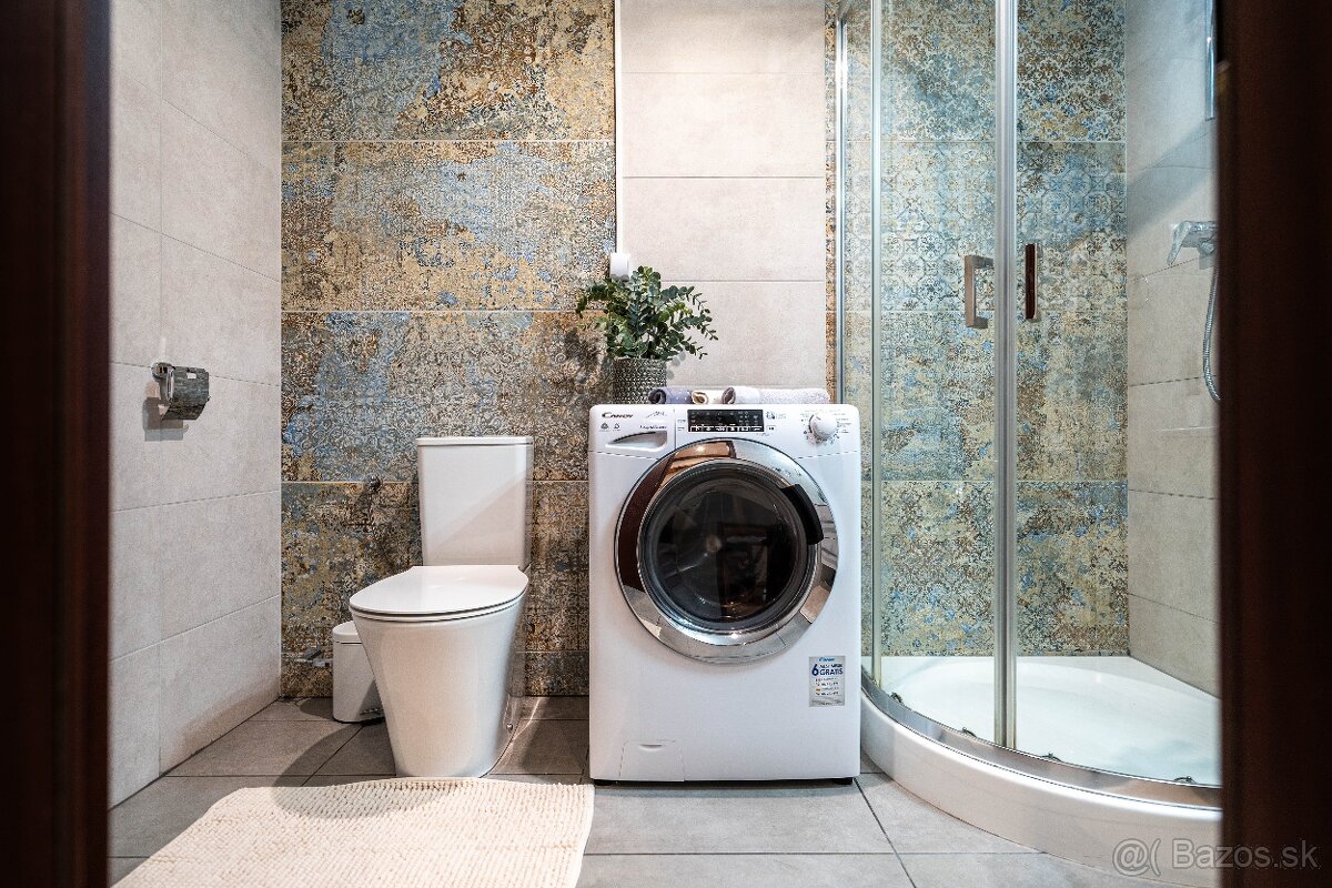 Predaj:1,5 izbový podkrovný mezonet, Košice-centrum, Štúrova - 9