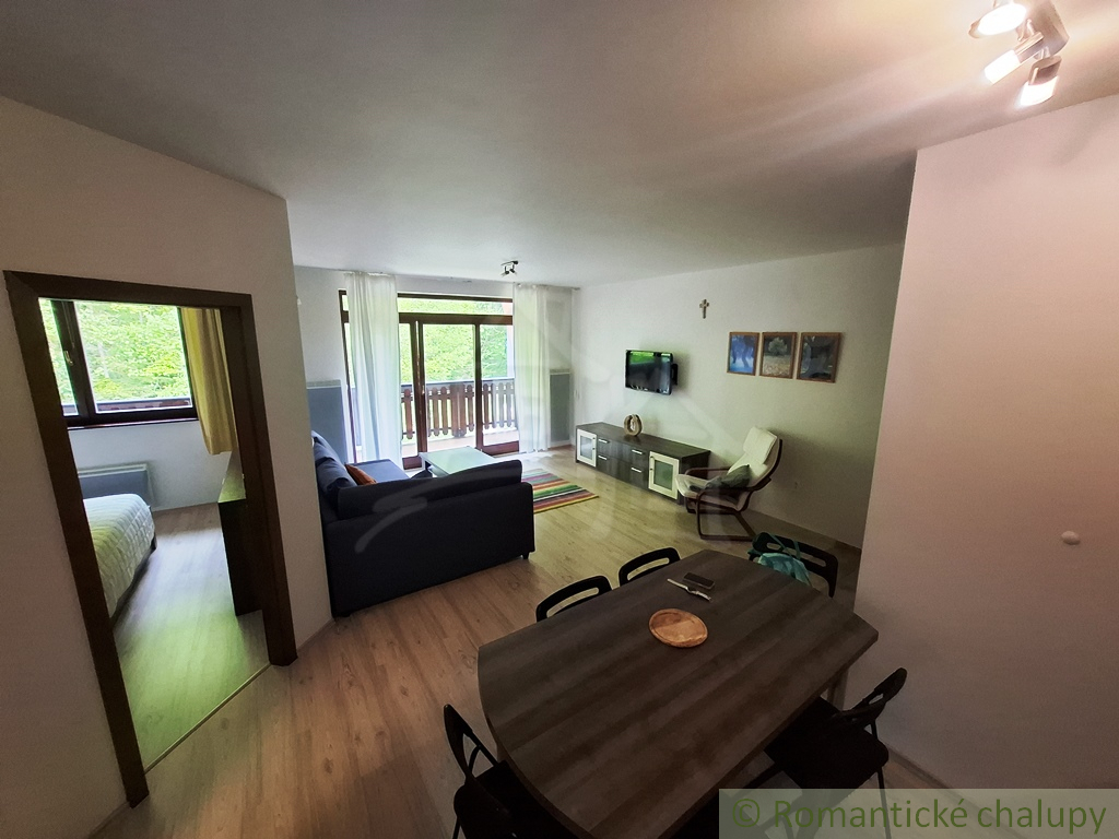 Cena dohodou Investičný plne zariadený apartmán v rekre - 9