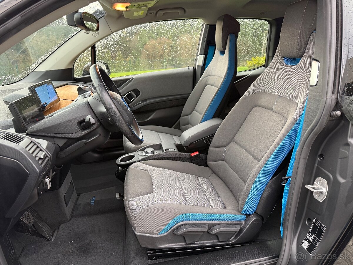 2021 BMW i3 120ah DPH - 9