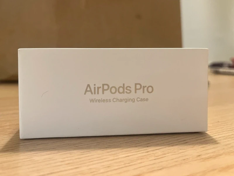Apple AirPods Pro - 9