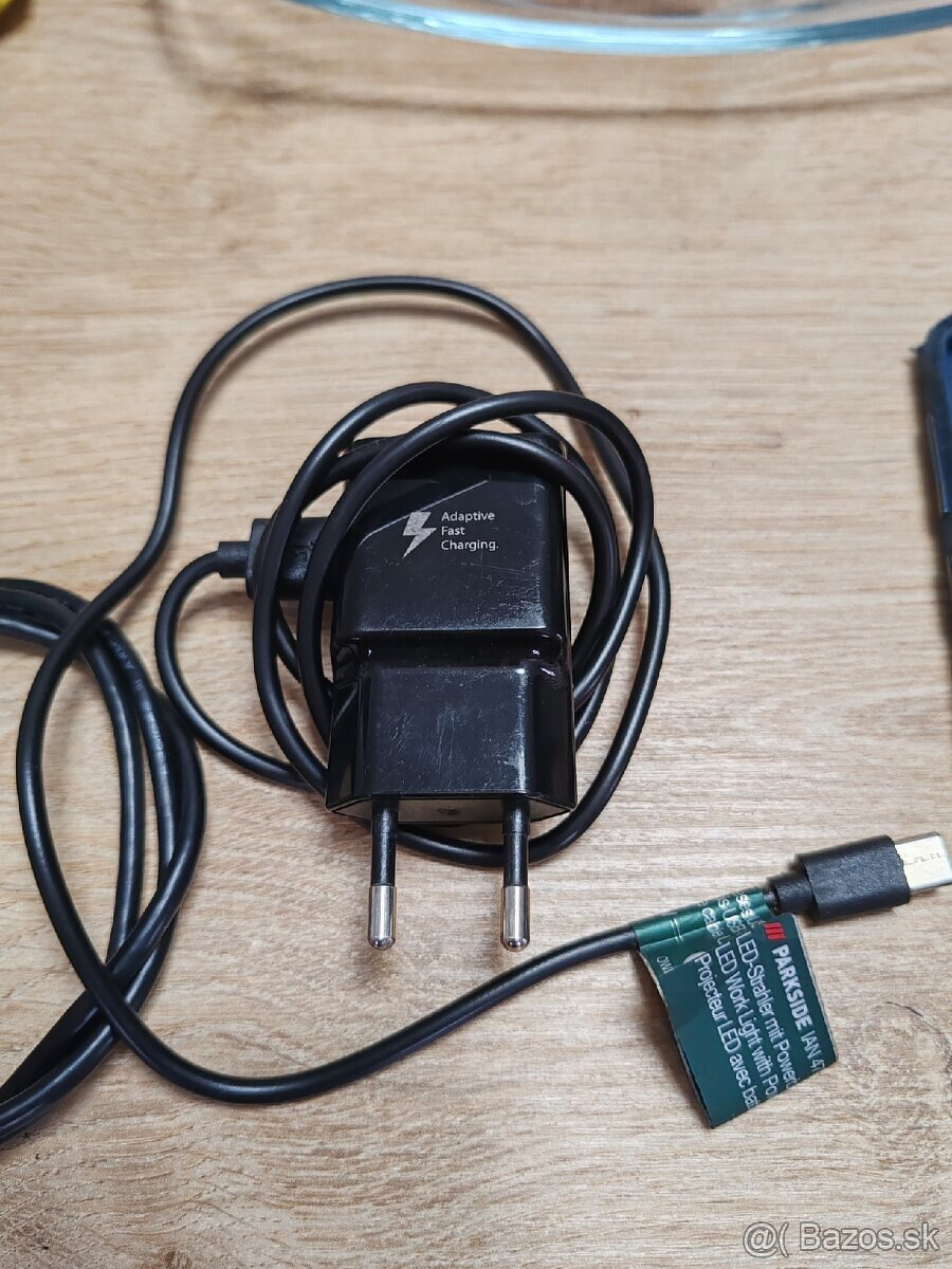 Predám Samsung S9 - 9