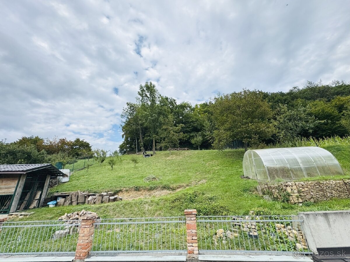 Na predaj 5i RD v obci Pernek. - 9