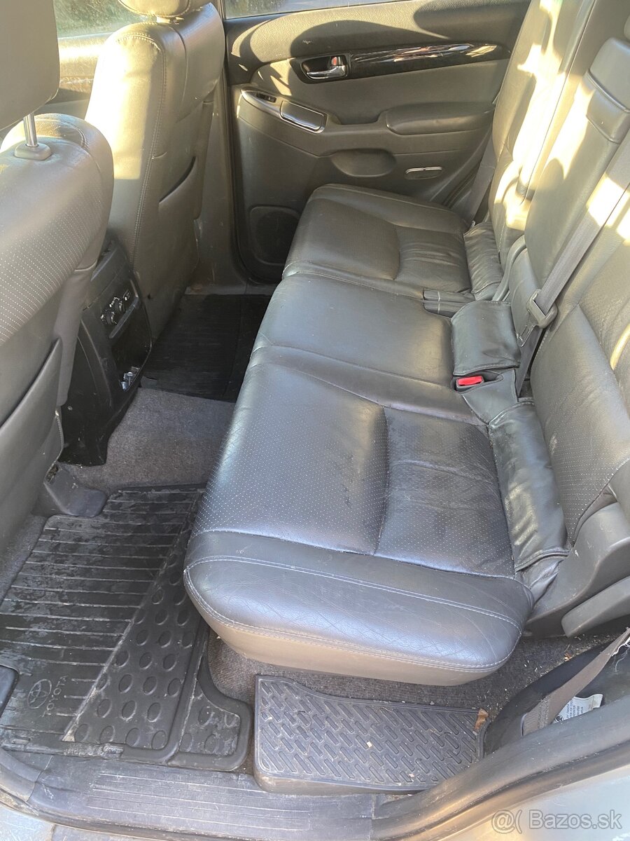 Toyota Landcruiser 120 - 9