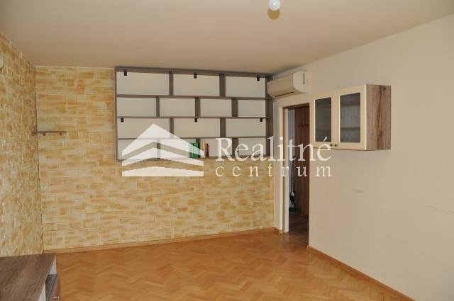 Predám veľký 2 izb. byt s balkónom pri Juniore - 9