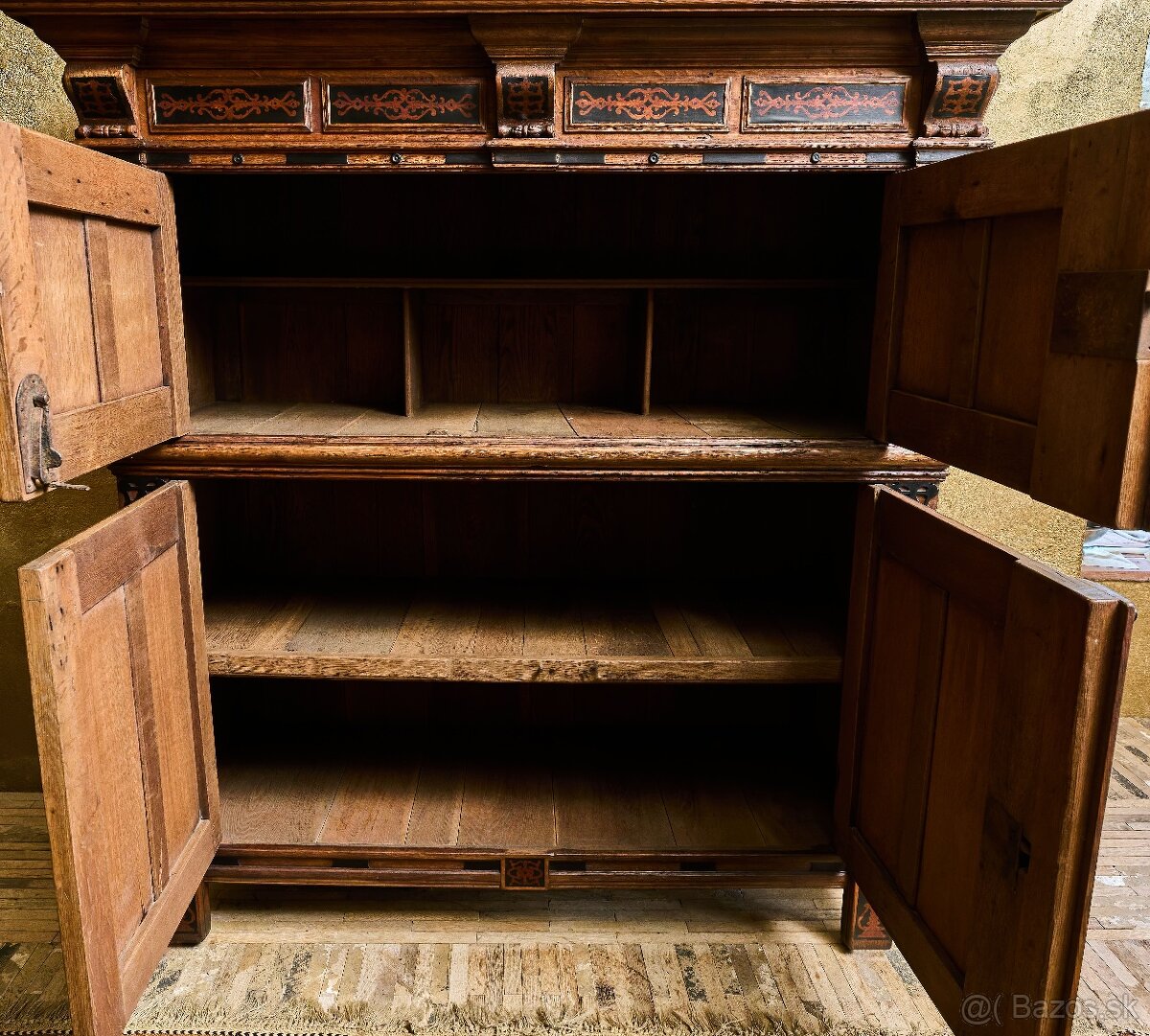 Holandská renesančná skriňa ("Beeldenkast") zo 17. storoči - 9