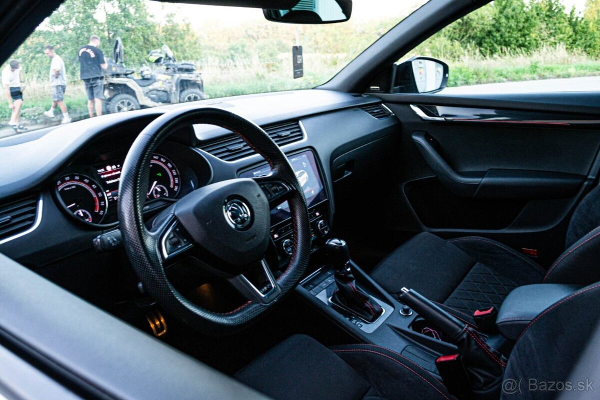 Škoda Octavia Combi 2.0 TDI RS DSG 4x4 - 9