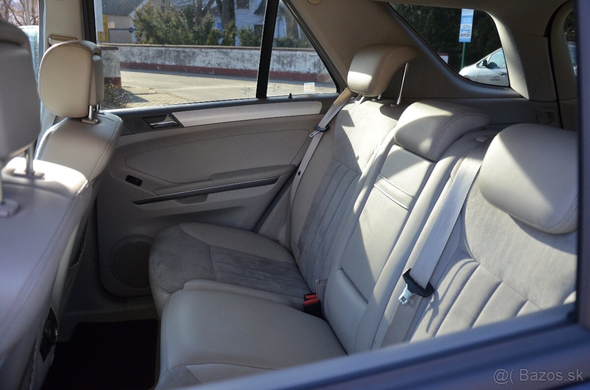 Mercedes Benz ML320CDI - 9