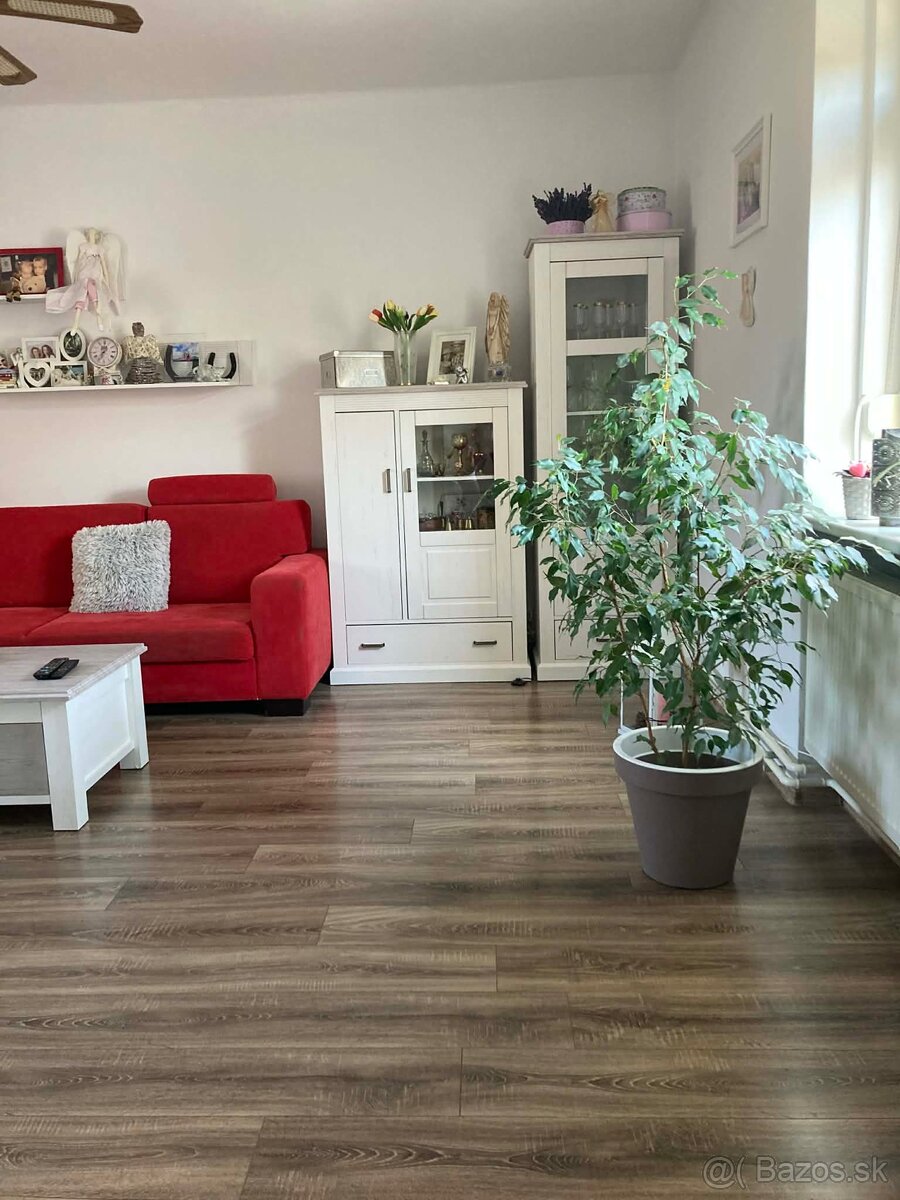 Predám set obyvacieho nabytku - 9