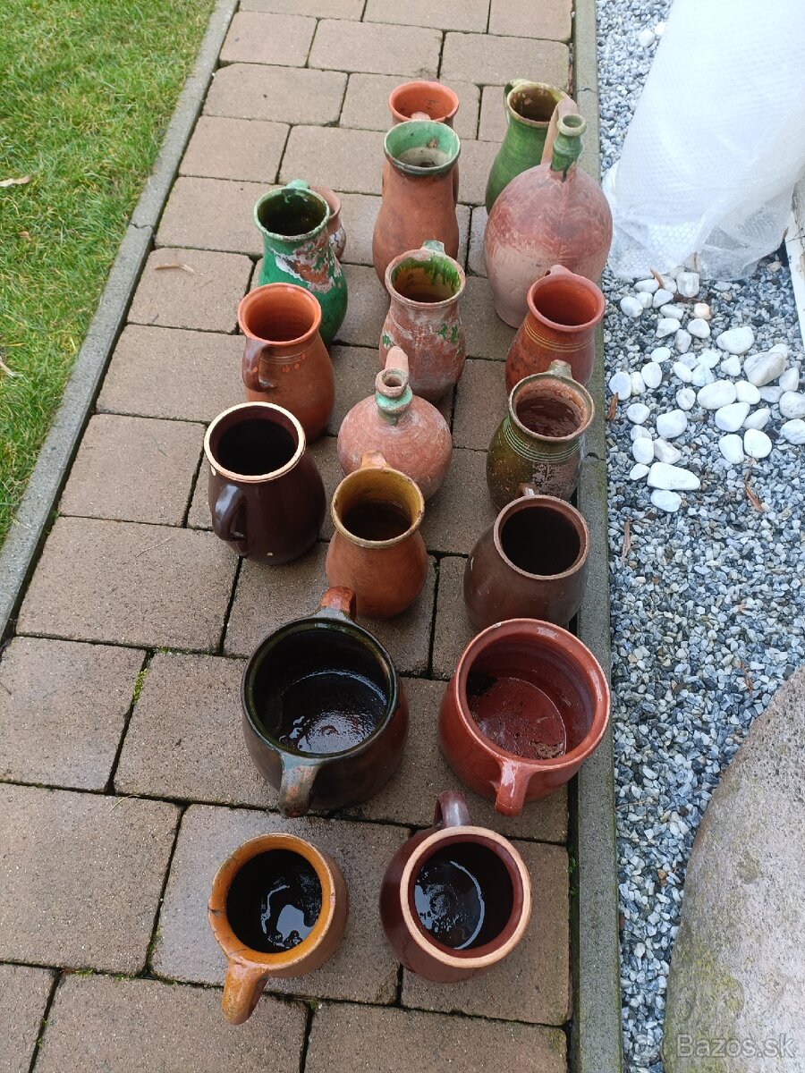 Staré hlinené dzbany - 9