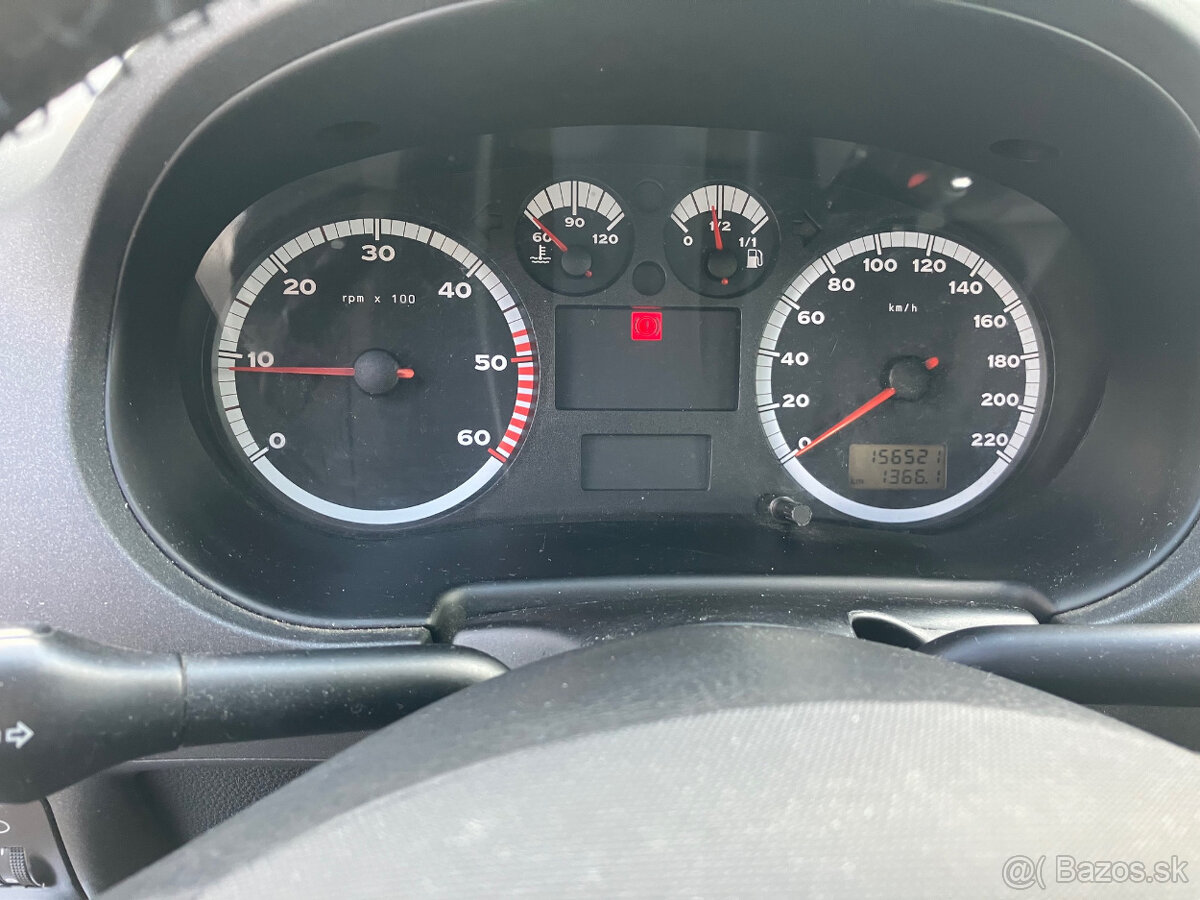 Seat Cordoba Sport Coupe SX 1.9 TDI 81 kW ASV 157.000 km - 9