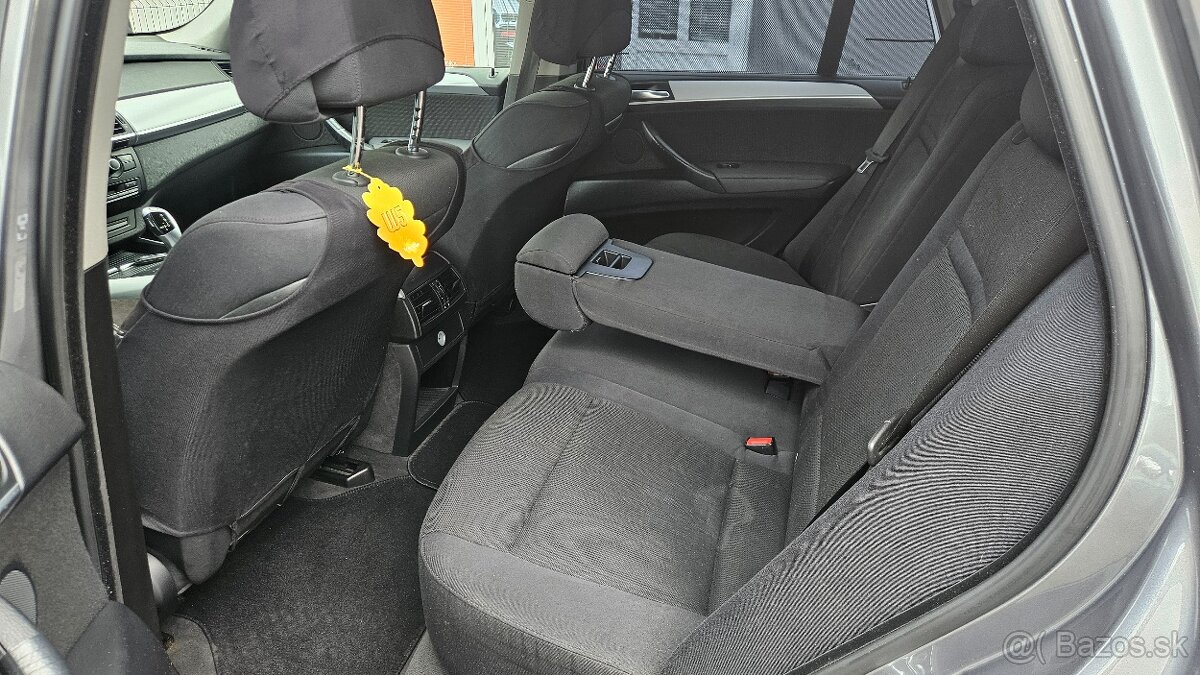 BMW X5 E70 xDrive30d - 9