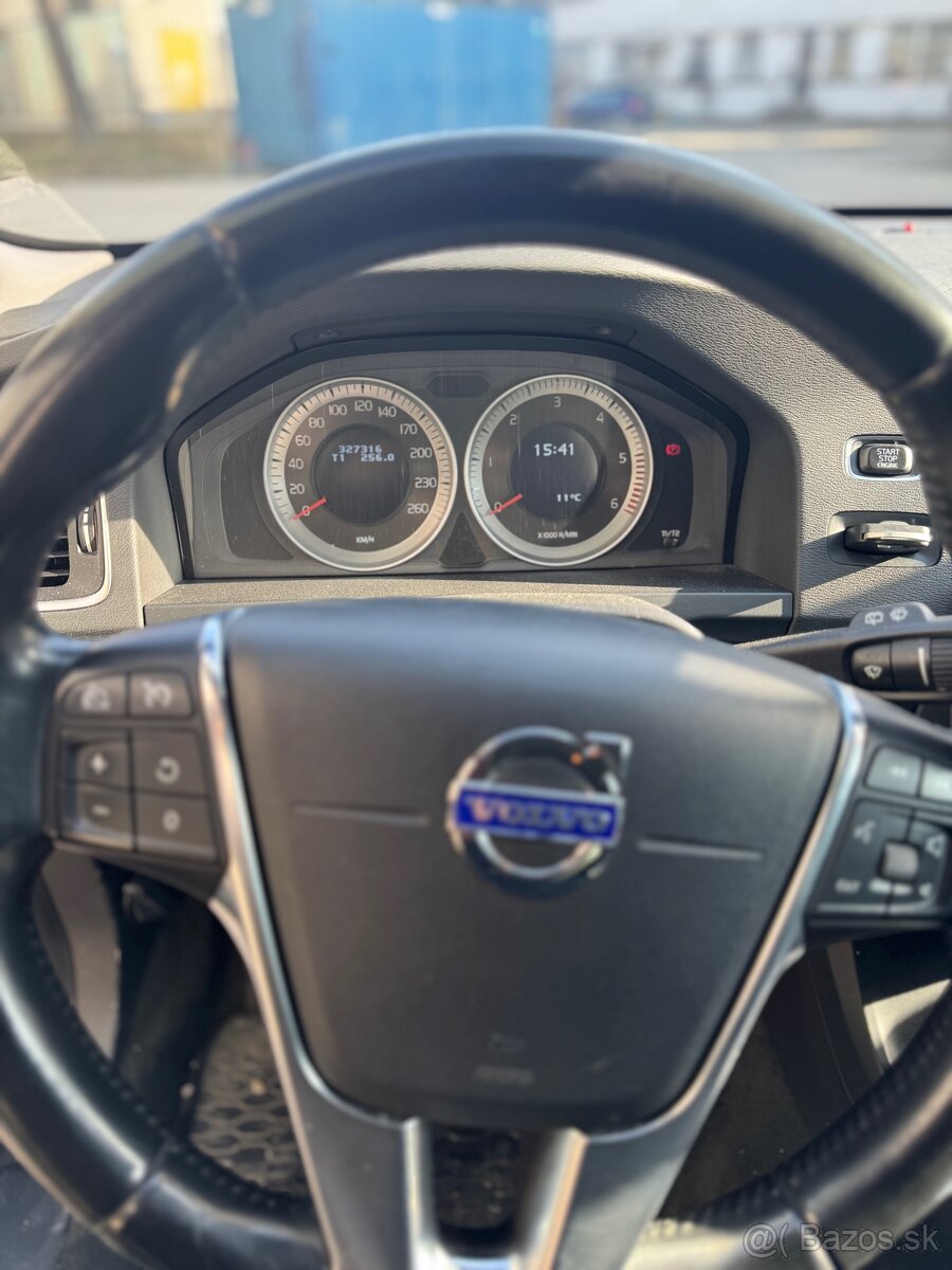 Volvo V60 Combi 1.6 Diesel – ročník 2013 - 9