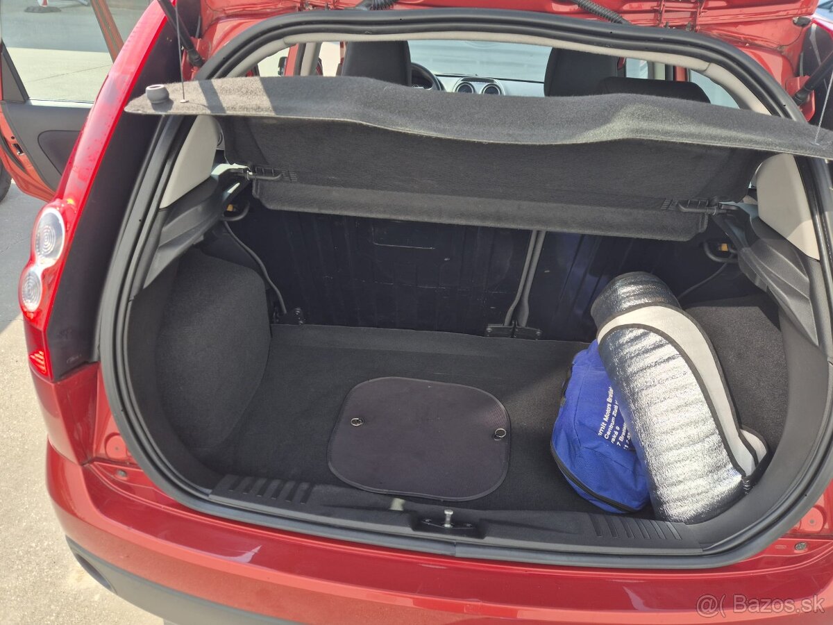 Ford Fiesta 1.25i - 9