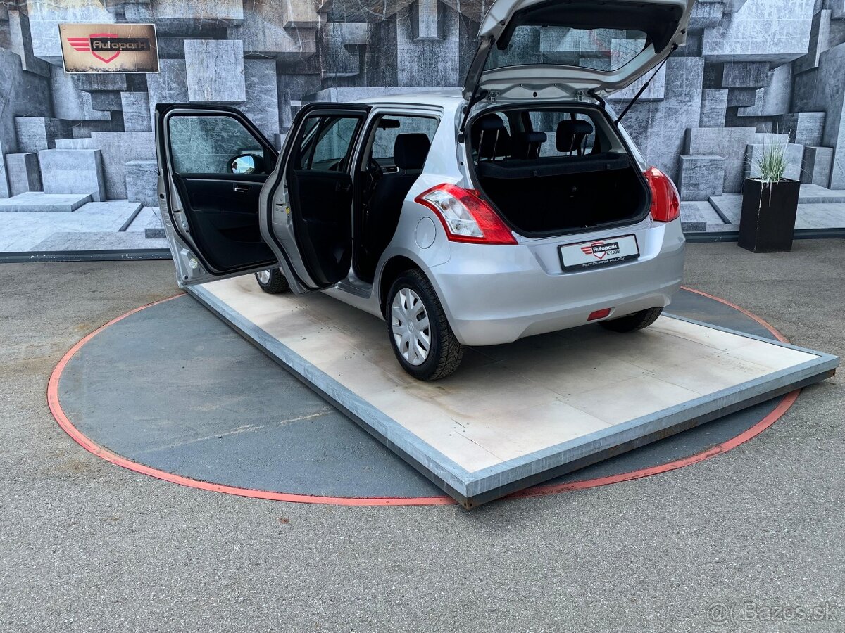 Suzuki Swift 1.2i, 69KW, 4x4 - 9