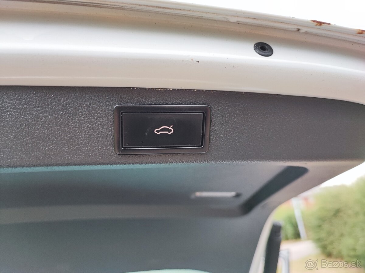 Rozpredám Škoda Superb 3 Kombi 2.0tdi - 9