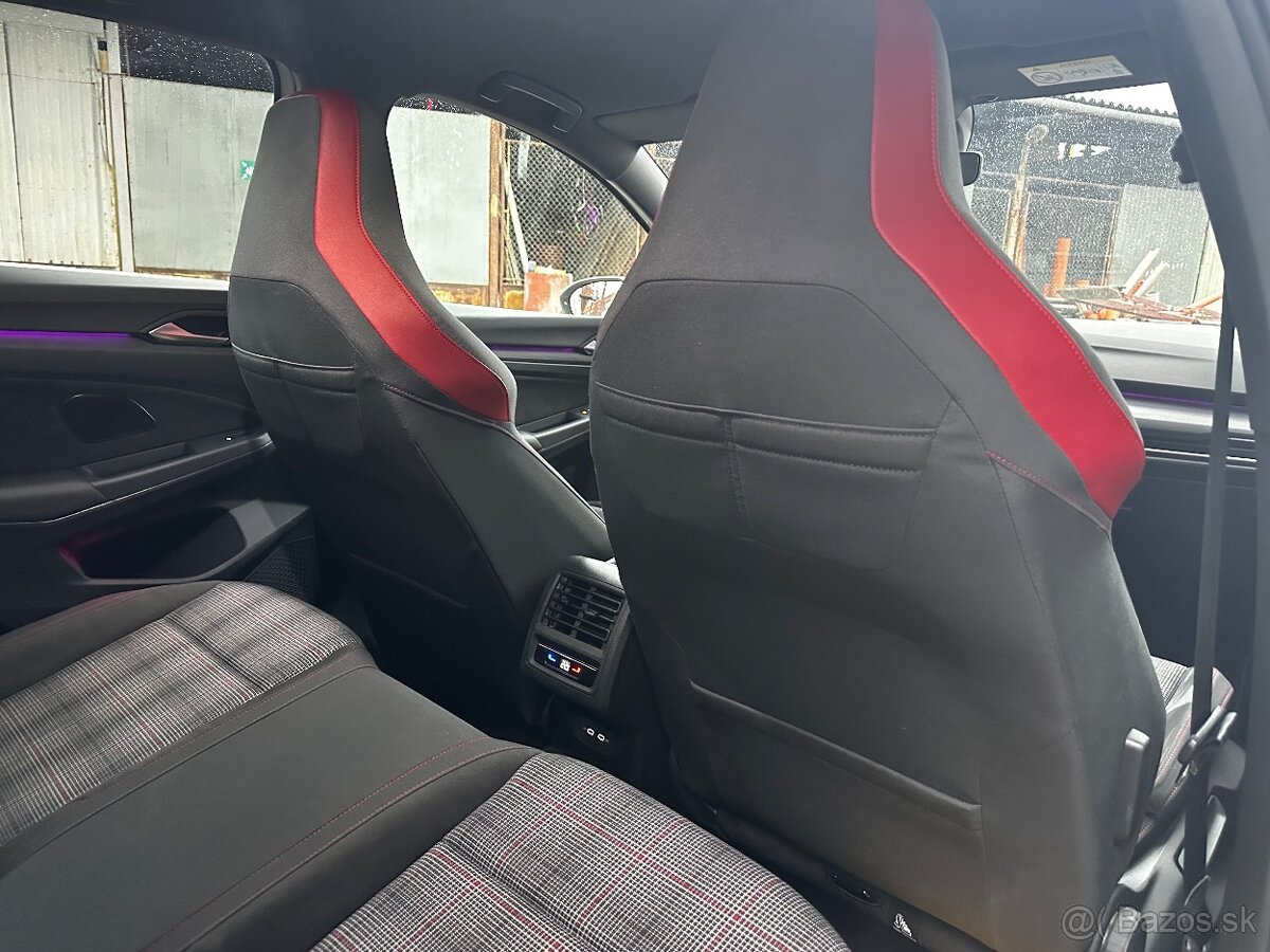 Volkswagen Golf VIII GTI - 9