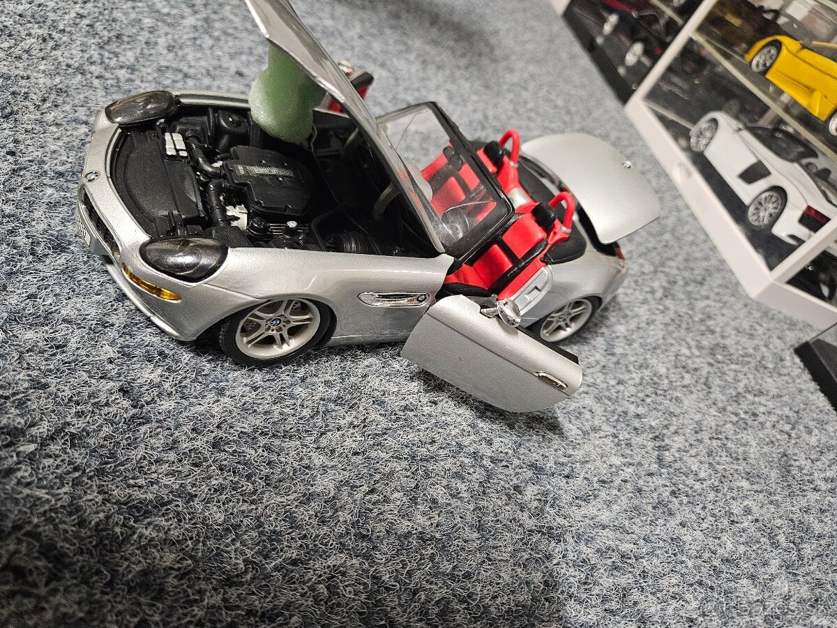 Model BMW Z8 Bburago 1:18 - 9