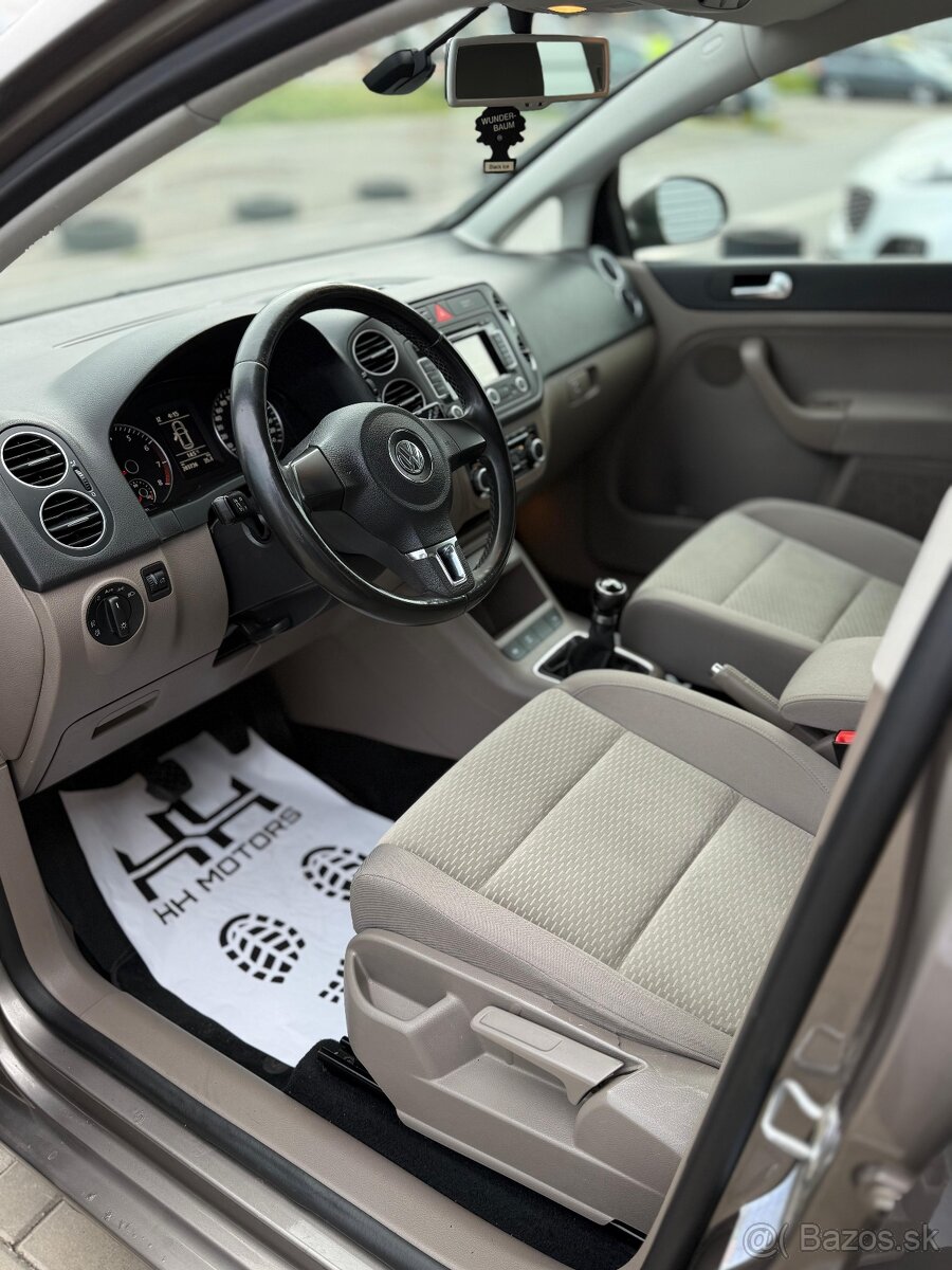 Volkswagen Golf Plus - 9