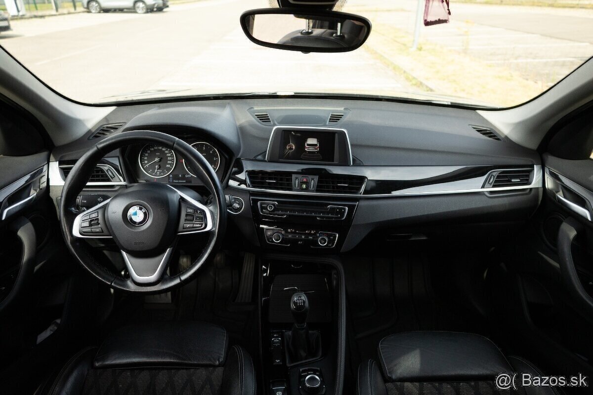 BMW X1 xDrive 18d xLine - 9