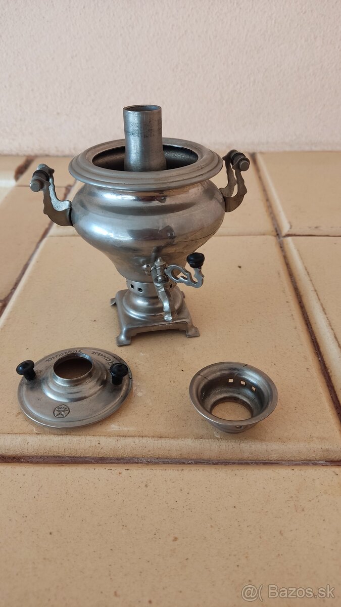 Sošky, vazy ,taniere, popolníky , kávovar, háčkované dekorác - 9