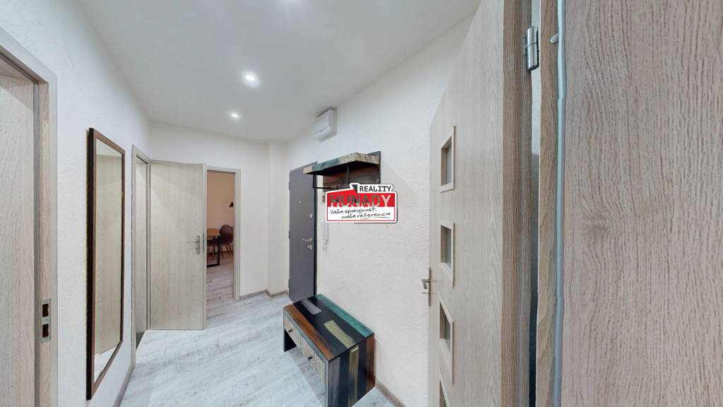 REZERVOVANÉ (65 m²) ÚTULNÝ 3i BYT NA MIERI - 9