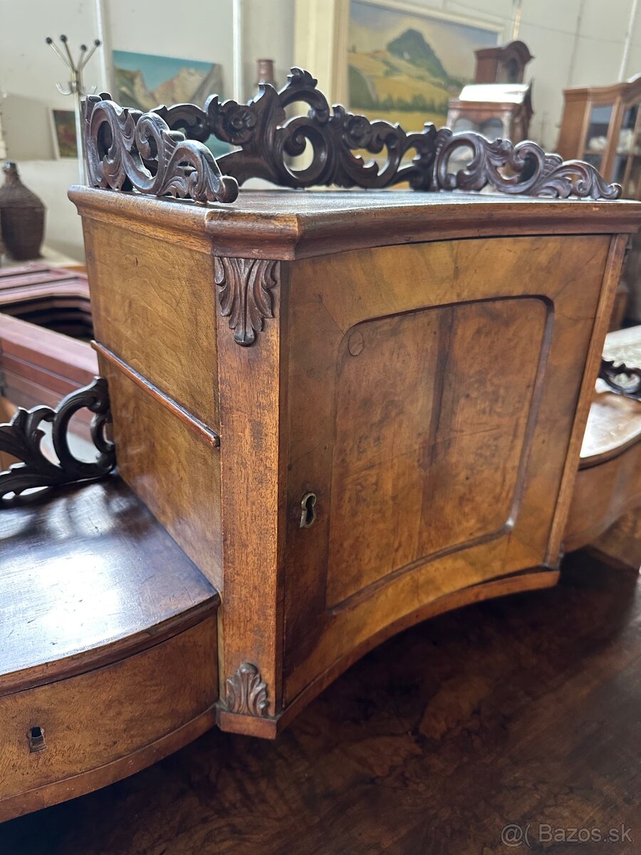 starožitný písaci stolík s nadstavbou - 9