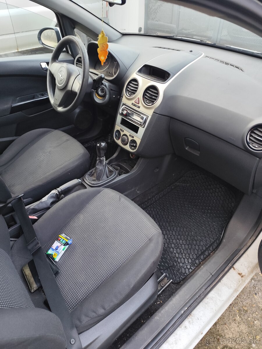 Opel Corsa 1.3 TDi eco - 9