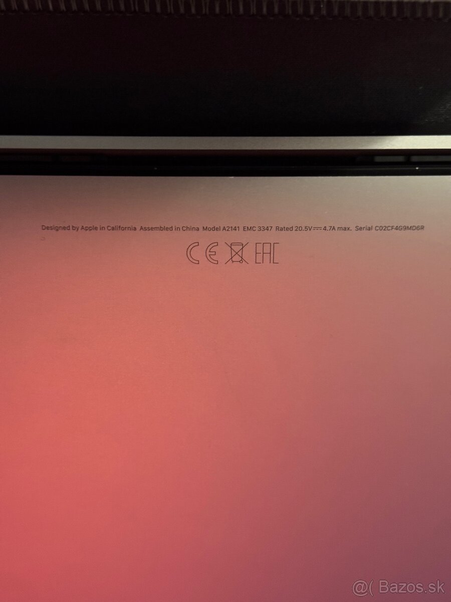 MacBook Pro 2019 16” - 9