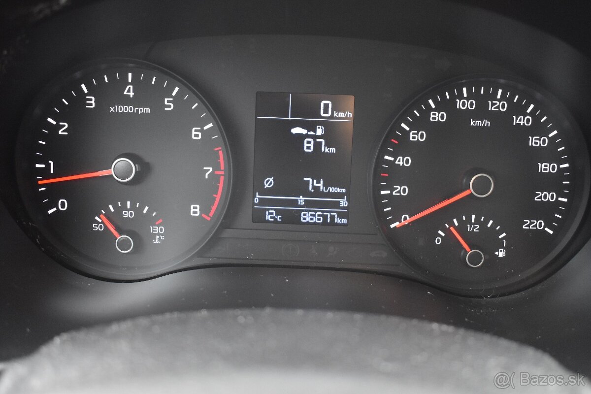 Kia Stonic 1.2i_MT/5_SK_(1.majitel) - 9