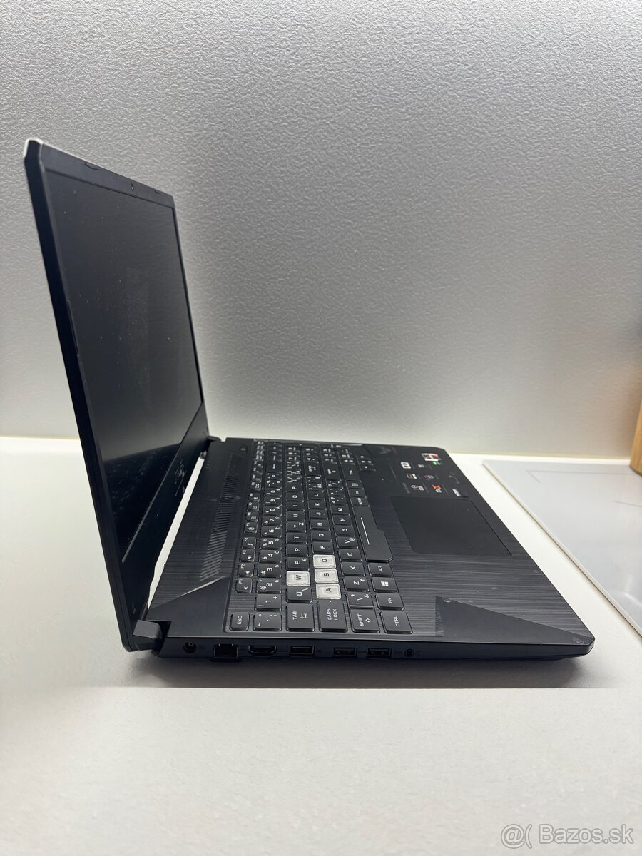 ASUS TUF Gaming FX505DT – Ryzen 7 / GTX 1650 / 8 GB / - 9