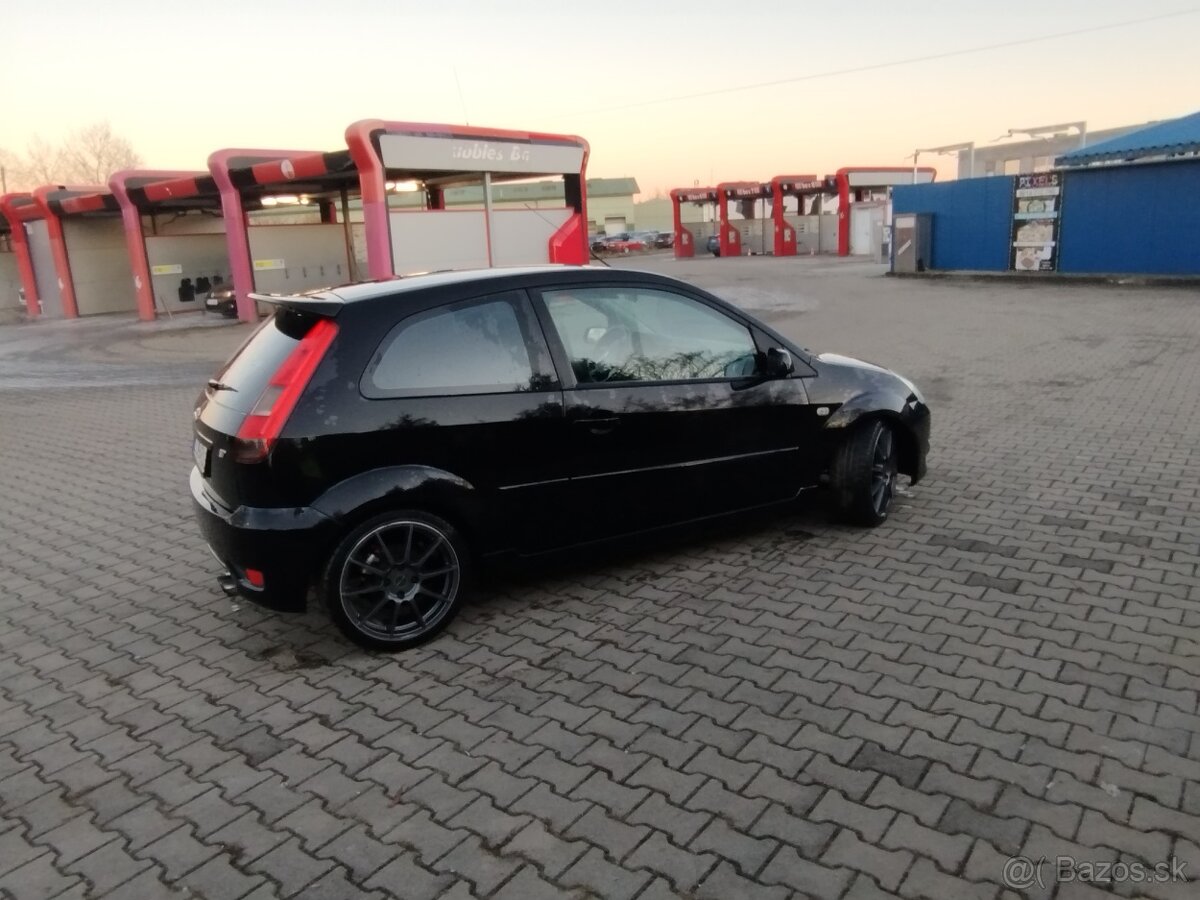Ford fiesta st - 9