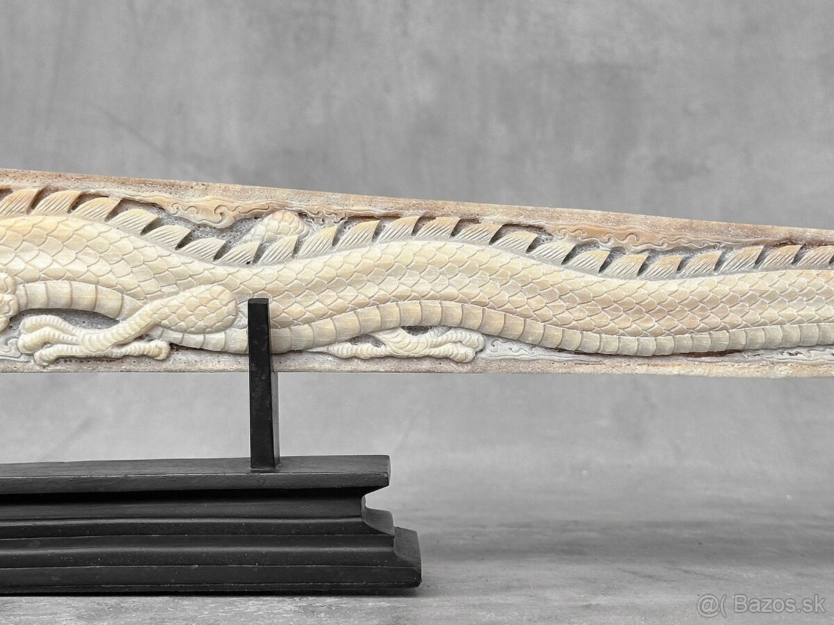 Ručne vyrezávaný Meč z mečúňa na stojane - Tiger a Drak 89cm - 9