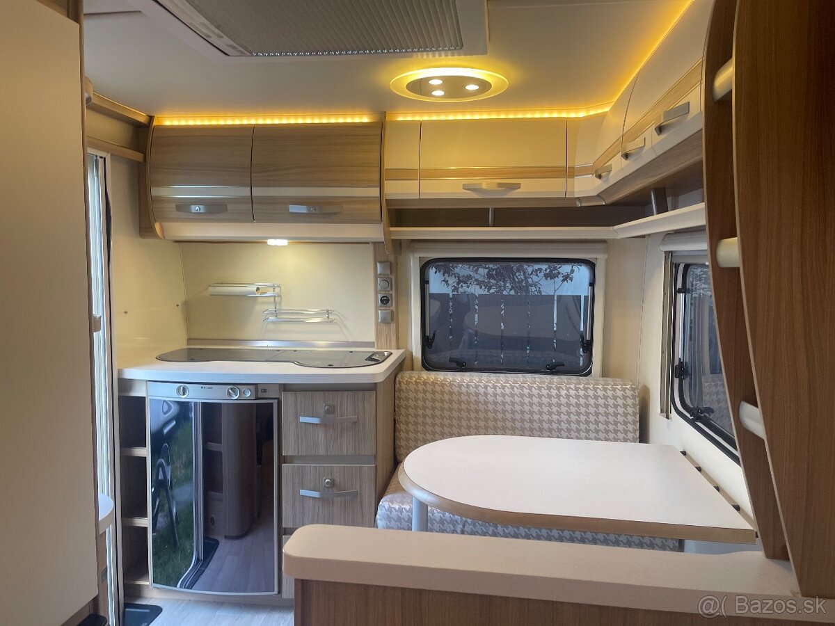 Prenajmem obytný prives FENDT 390 - 9