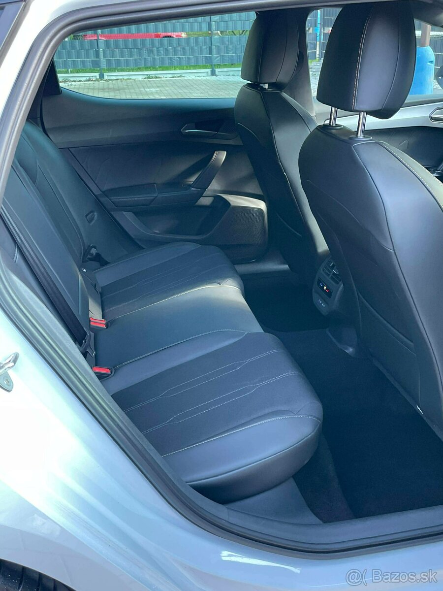 Cupra Leon 2.0L TSI DSG - 9