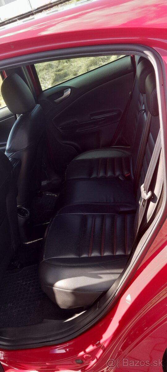 Alfa Romeo Giulietta TBI QV - 9