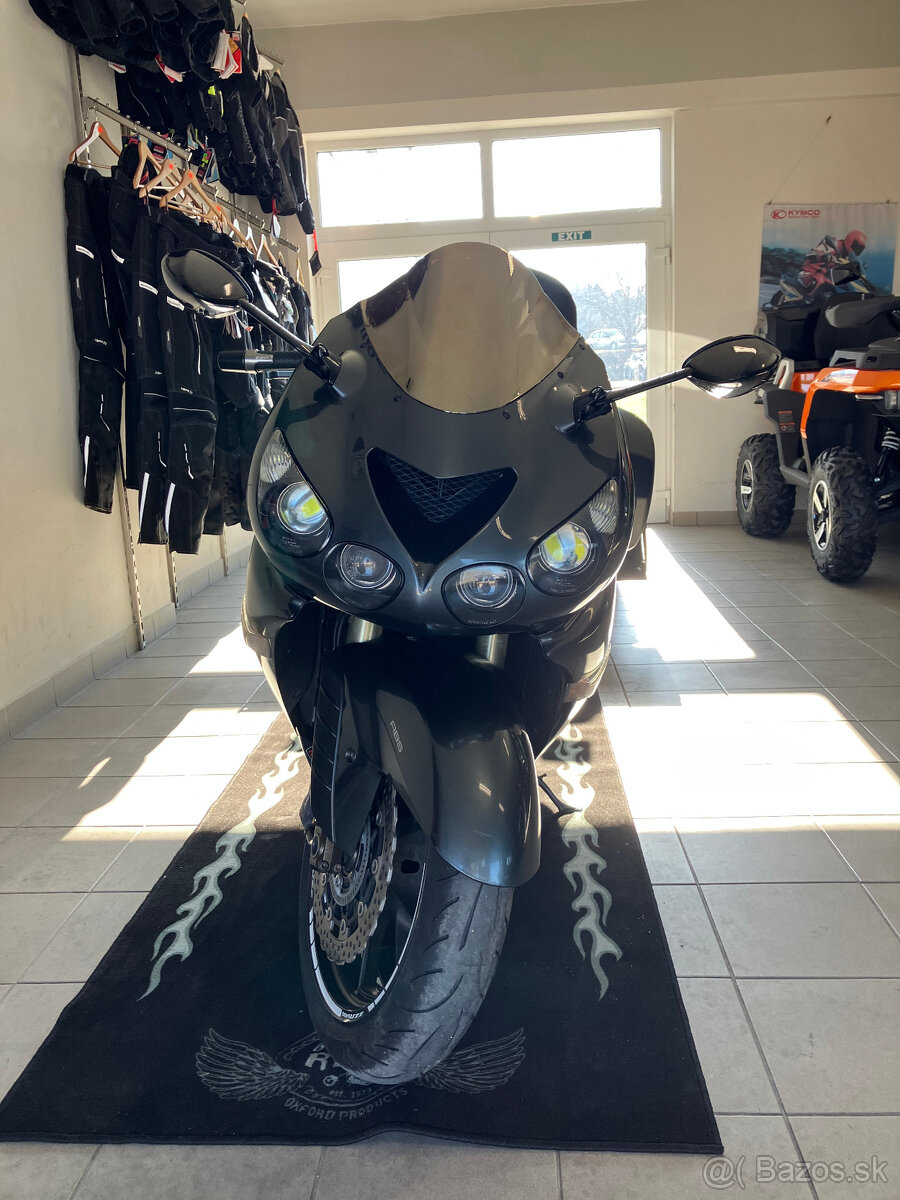 Kawasaki ZZR 1400 - 9